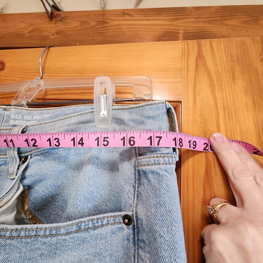 Torrid High Rise Ankle Crop Classic Denim, Size 14 - Picture 8 of 9
